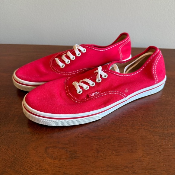 Vans Red Canvas Sneakers Low-Top Style - Picture 1 of 4